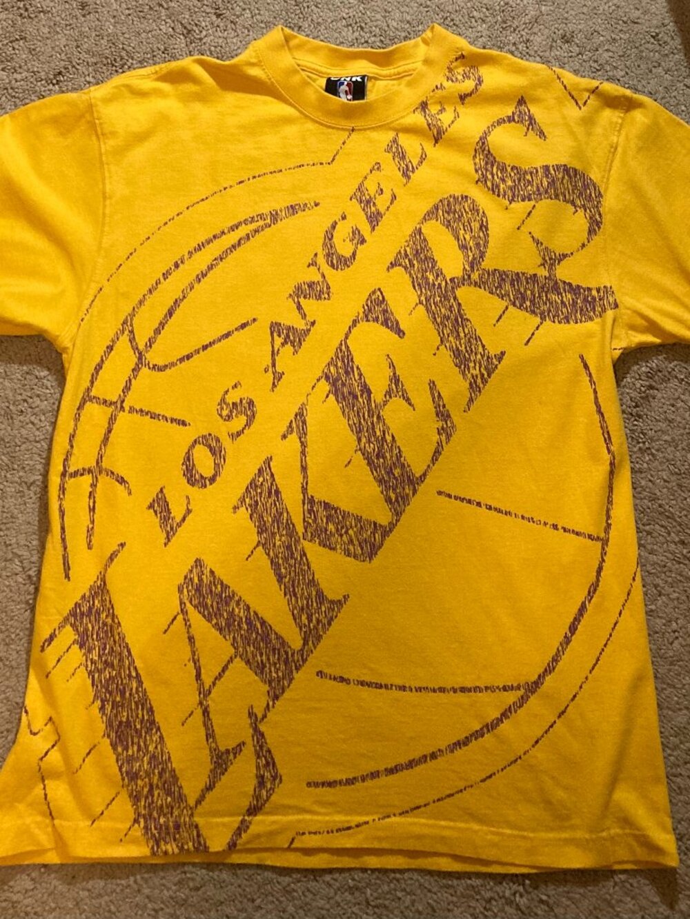 Los Angeles Lakers UNK shirt giant logo all-over print, size XL